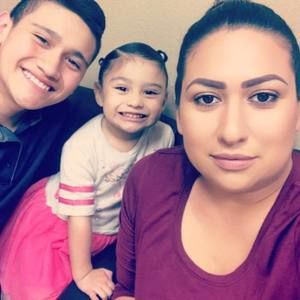 Meet your Posher, Candy